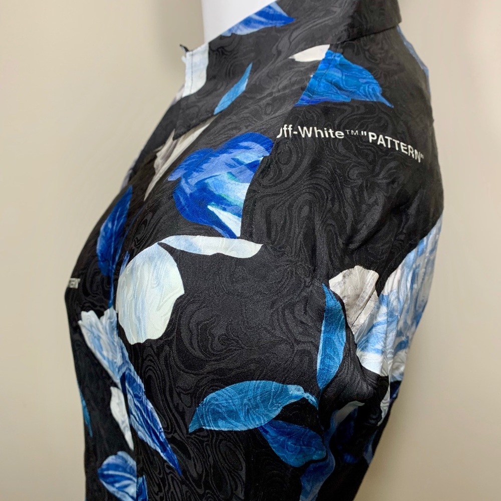 OFF WHITE BLUE FLORAL SILK BUTTON FRONT BLOUSE 38 - Picture 4 of 7